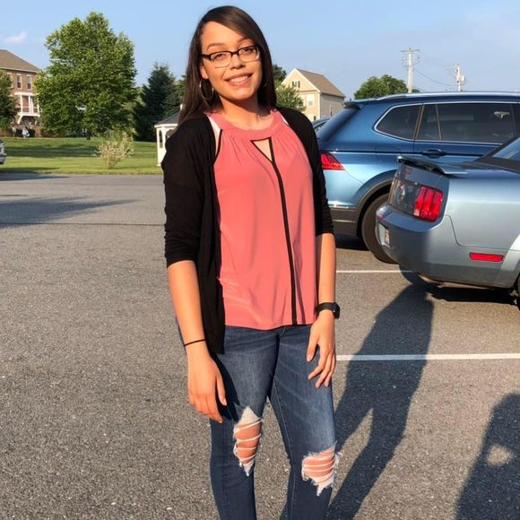 Meet your Posher, Keilany - Picture 1 of 1